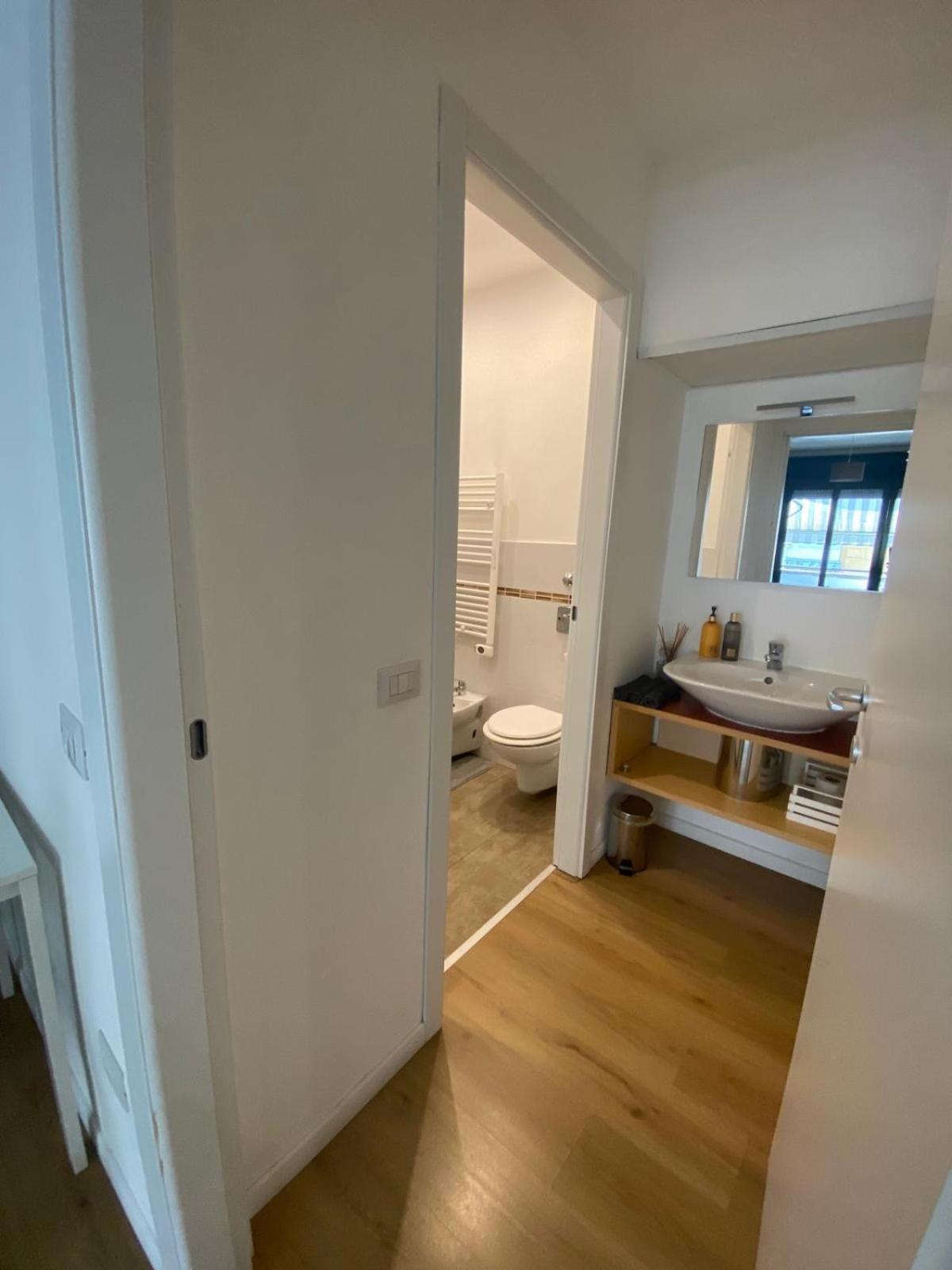 Appartamento Lux Fara Milano Esterno foto