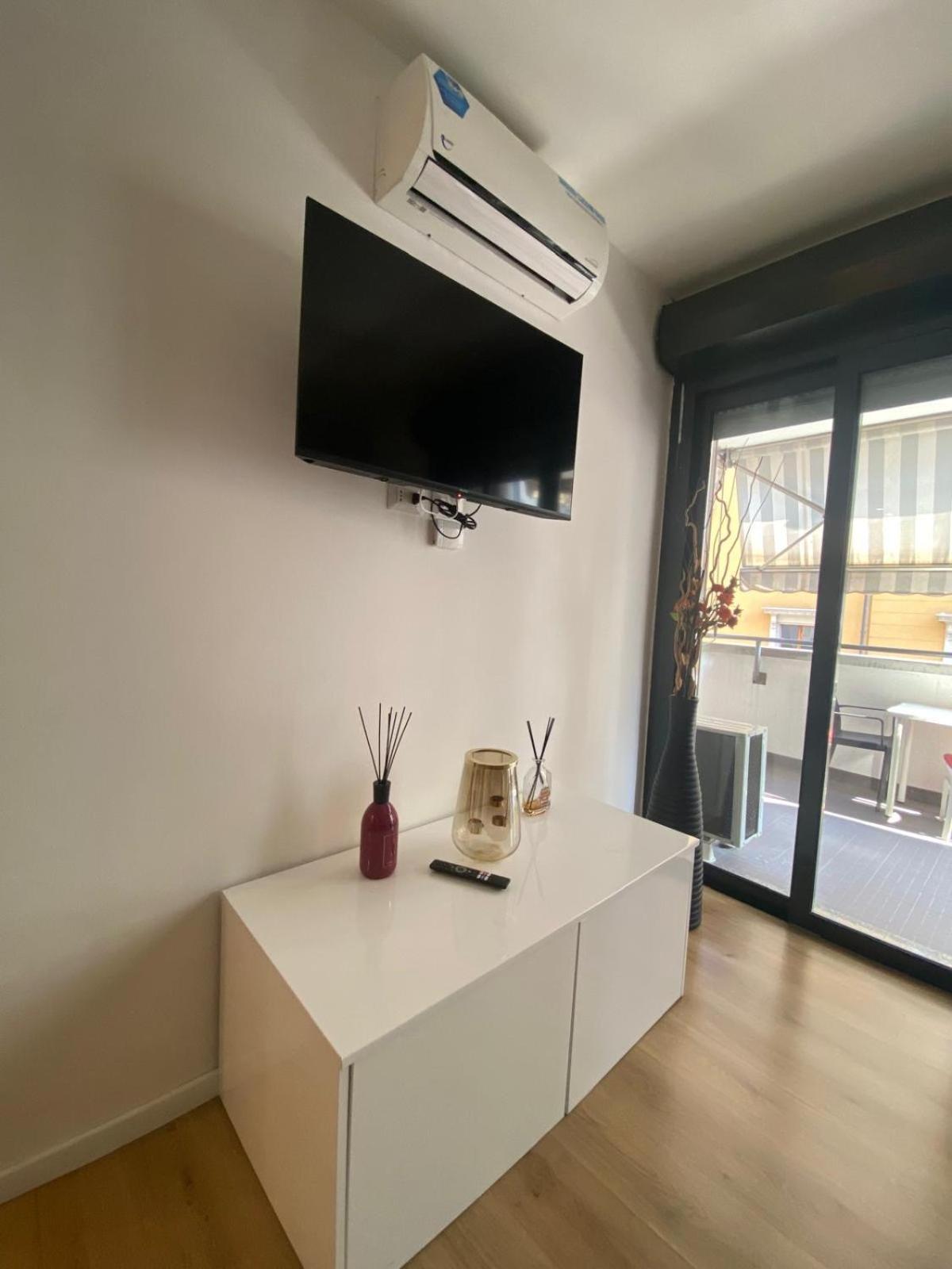 Appartamento Lux Fara Milano Esterno foto