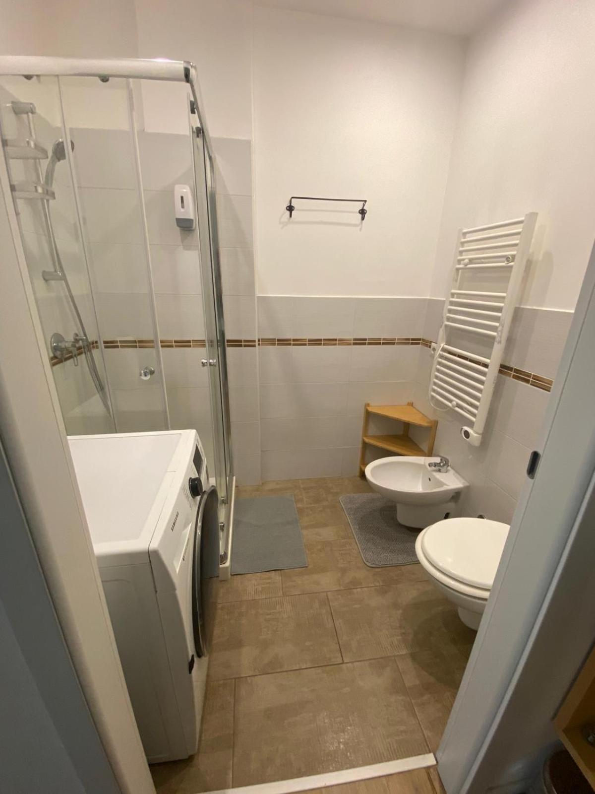 Appartamento Lux Fara Milano Esterno foto